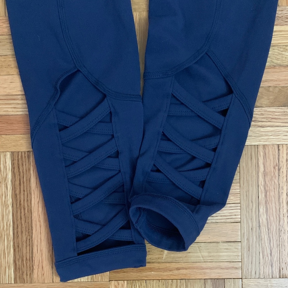YOGALICIOUS Cutout Activewear Legging NAVY Women’s Size Small - Picture 2 of 12